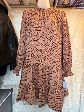 Nine West Dusty Rose and Black Printed Long Sleeve Tiered Dress